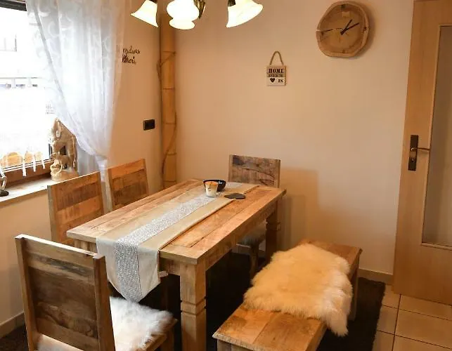 Eisler Appartement *